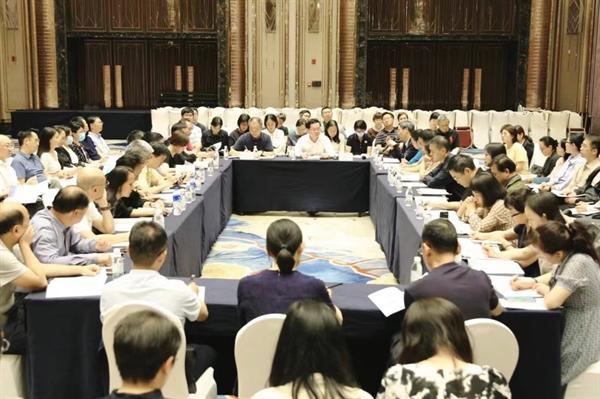 10分组讨论第二组会场